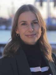 Portrait von Anne Reif