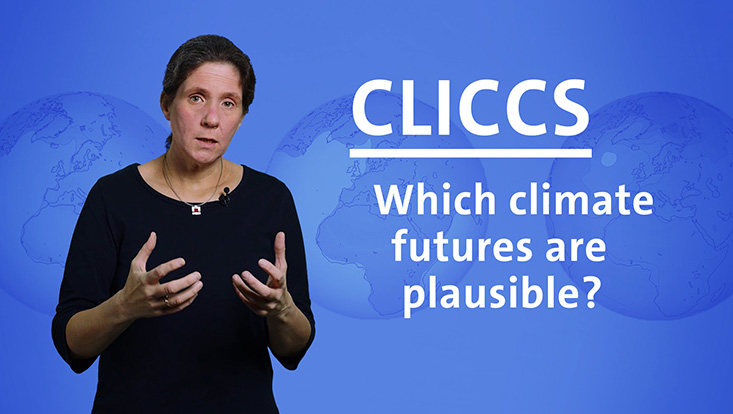 Prof. Johanna Baehr in an explanatory position against a purple background with globes